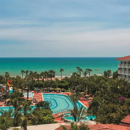 Defne Garden סייד