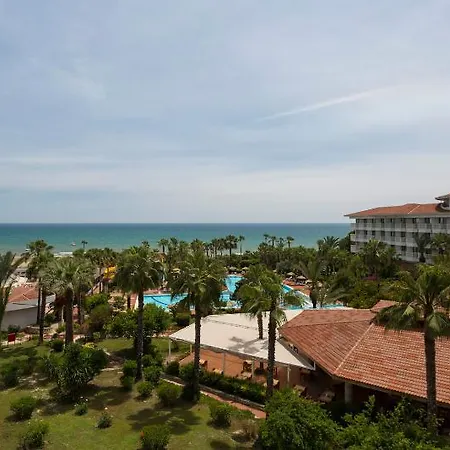 מלון Defne Garden סייד