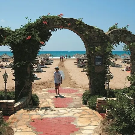 فندق Defne Garden سيدي